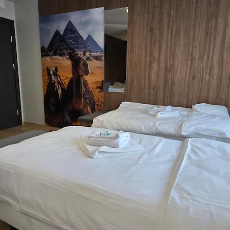 Metropolis Centrum Aparthotel