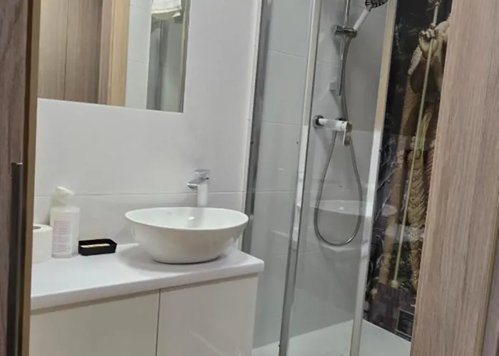 Metropolis Centrum 4*